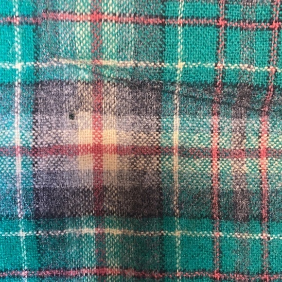 Pendleton 100% Wool Long Sleeve Button Down Vintage Shirt - Picture 9 of 13